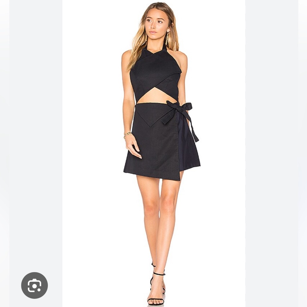 Finders‎ Keepers Arabella Dress in Navy H4